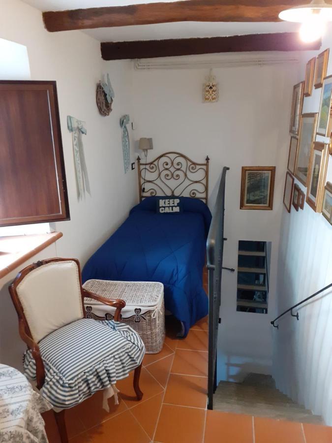 شقة Casa Dolce Casa Di Rosy E Roby Bardine di San Terenzo المظهر الخارجي الصورة